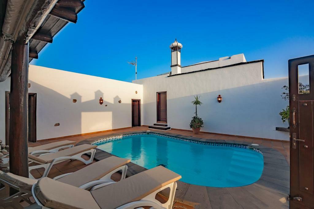 Villa Eloisa Tinajo Exterior photo